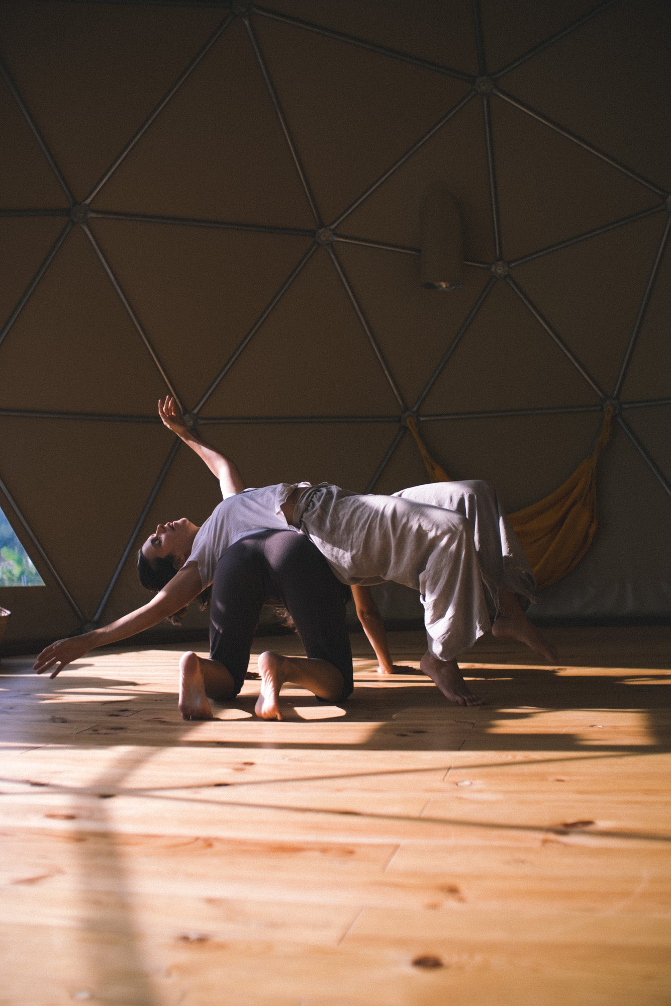 Contact Improvisation Dance Workshop